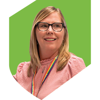 Woman-glasses-green-shield